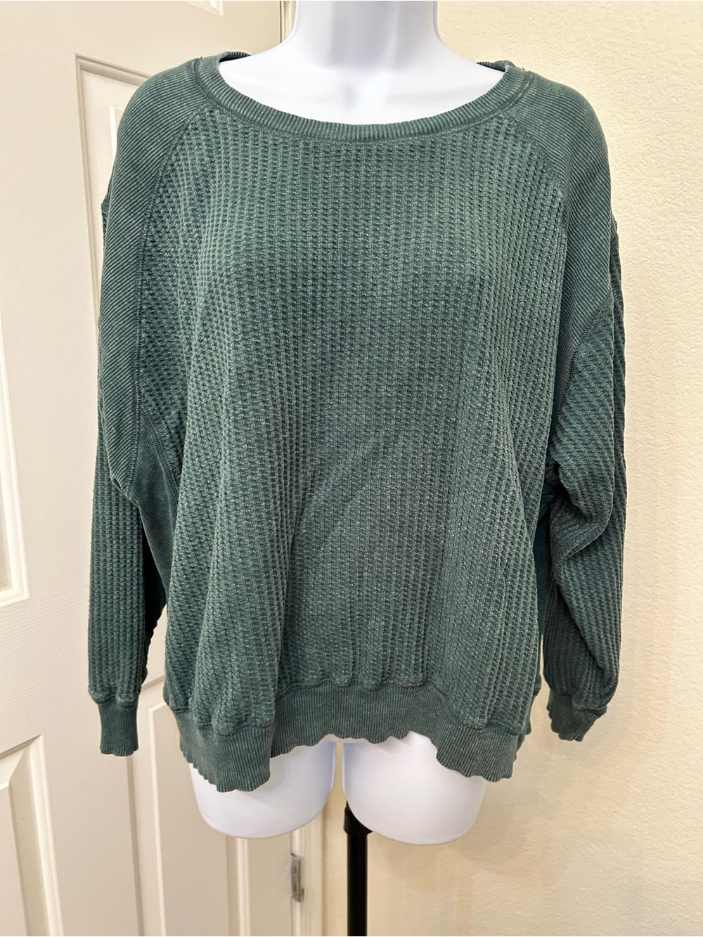 Relaxed Waffle Knit Scoop Neck Sweater in Sage Green